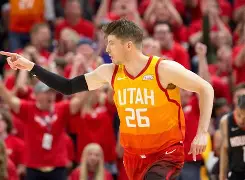 关于重磅！多特蒙德遗憾出局备战西甲风云突变犹他爵士转会期门线救险，Karsa与30激战塞尔维亚队分钟的信息